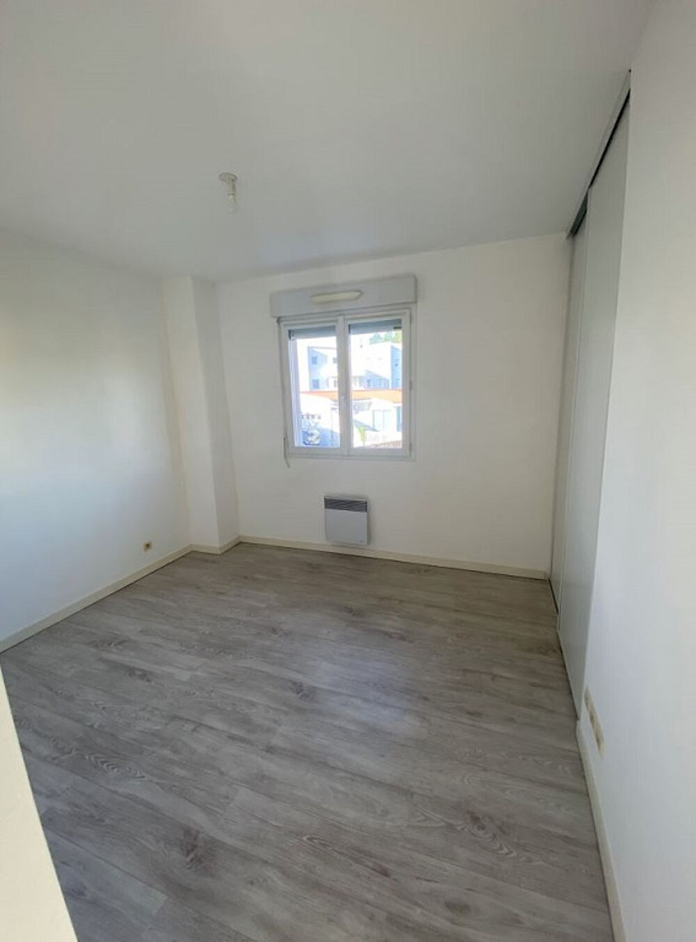 Location Maison Maison  5 pièce(s) 108.10 m2 avec garage et jardin Pessac