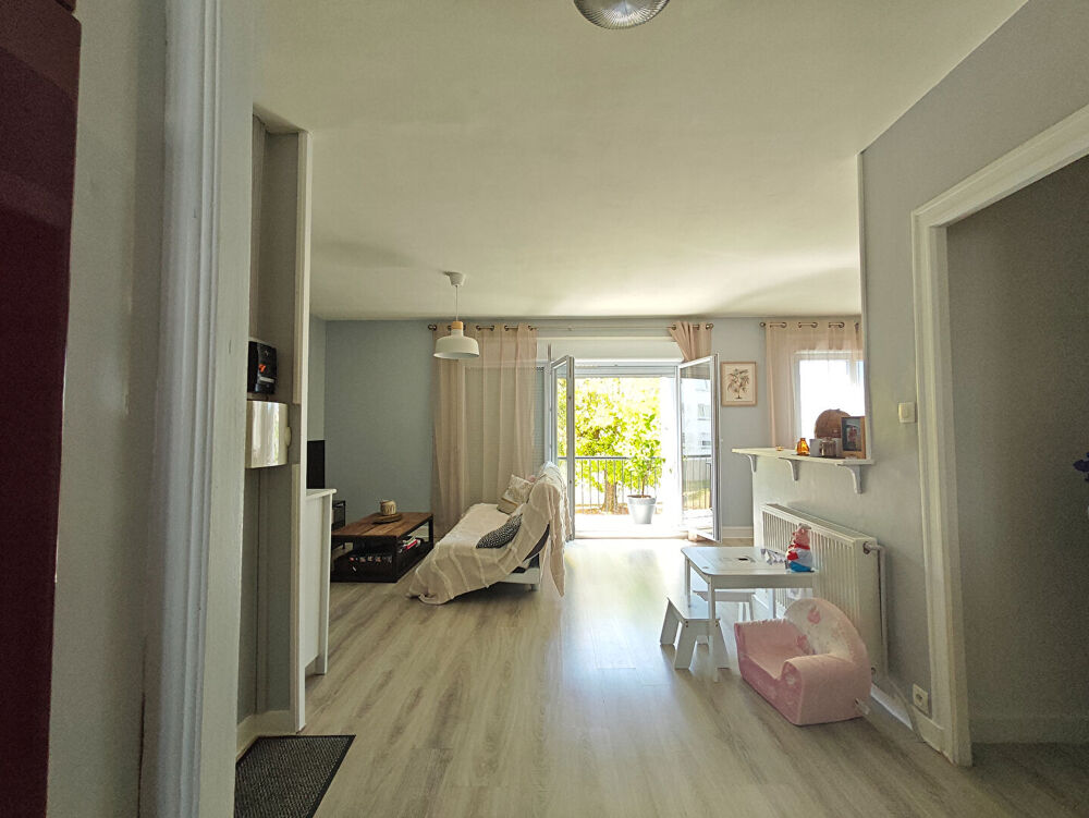 Vente Appartement Appartement Tonnay Charente 3 pièce(s) 71.65 m2 Tonnay charente
