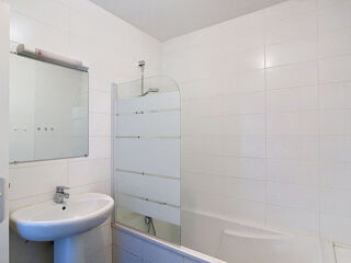  Appartement à louer 4 pièces 100 m²