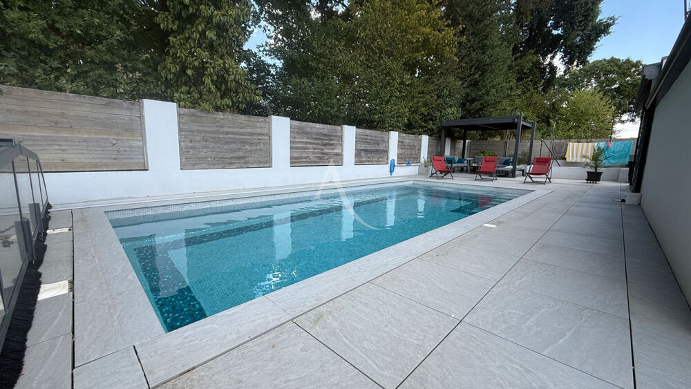 LA ROCHE SUR YON MAISON A VENDRE 145 m²