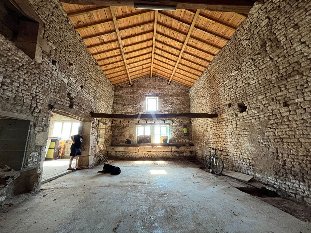 Atelier, grange et jardin
