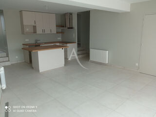 Appartement à louer 4 pièces 85 m²