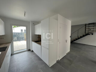  Appartement à louer 4 pièces 88 m²