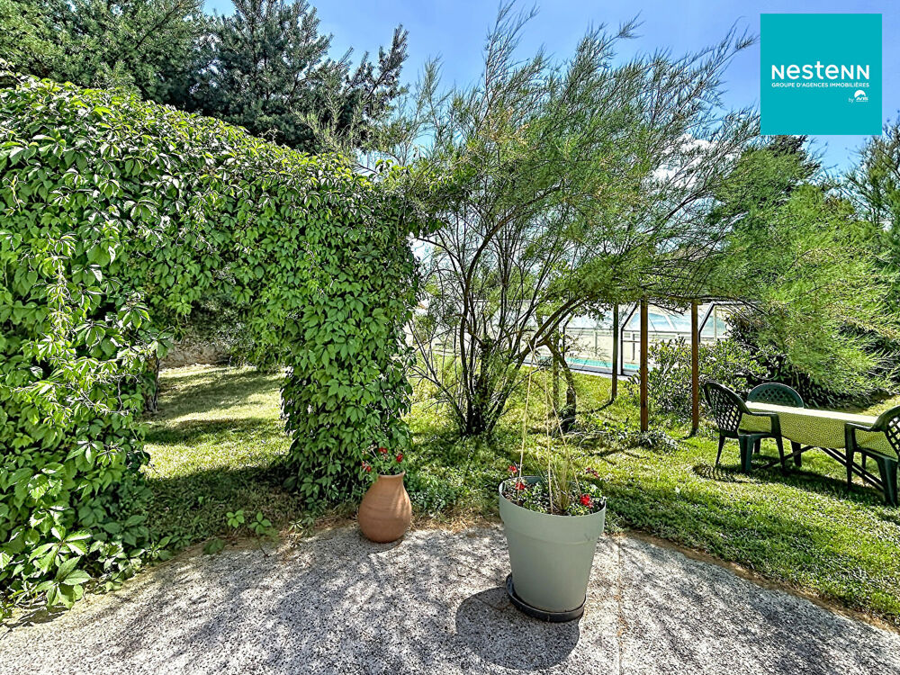 Maison familiale Périgneux - 6 pièces - terrain de 2 000m² avec piscine couverte
