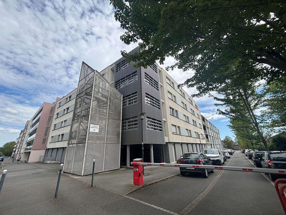 Vente Appartement Appartement Type 2 récent - 44 m² - Bourgs L'Evêque  - Libre Rennes