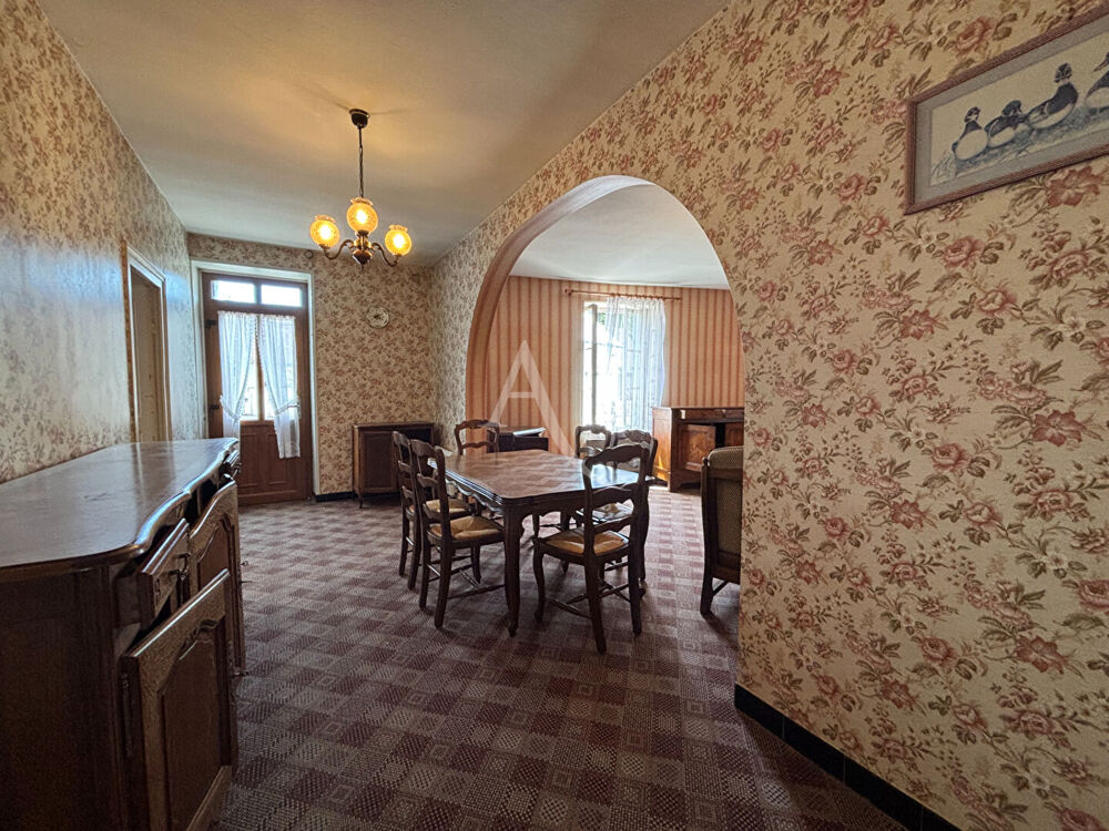 Vente Maison Maison ancienne avec nombreuses dépendances Oisly