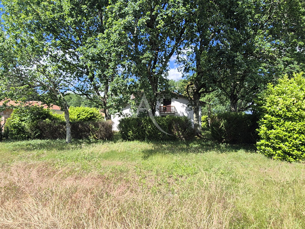 Léognan - Maison de 128m² avec travaux sur une belle parcelle de plus de 1 000m²
