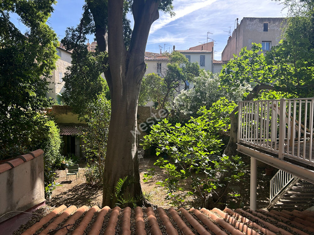 Vente Appartement La Ciotat Elégant appartement T3 de caractère au coeur du centre historique La ciotat