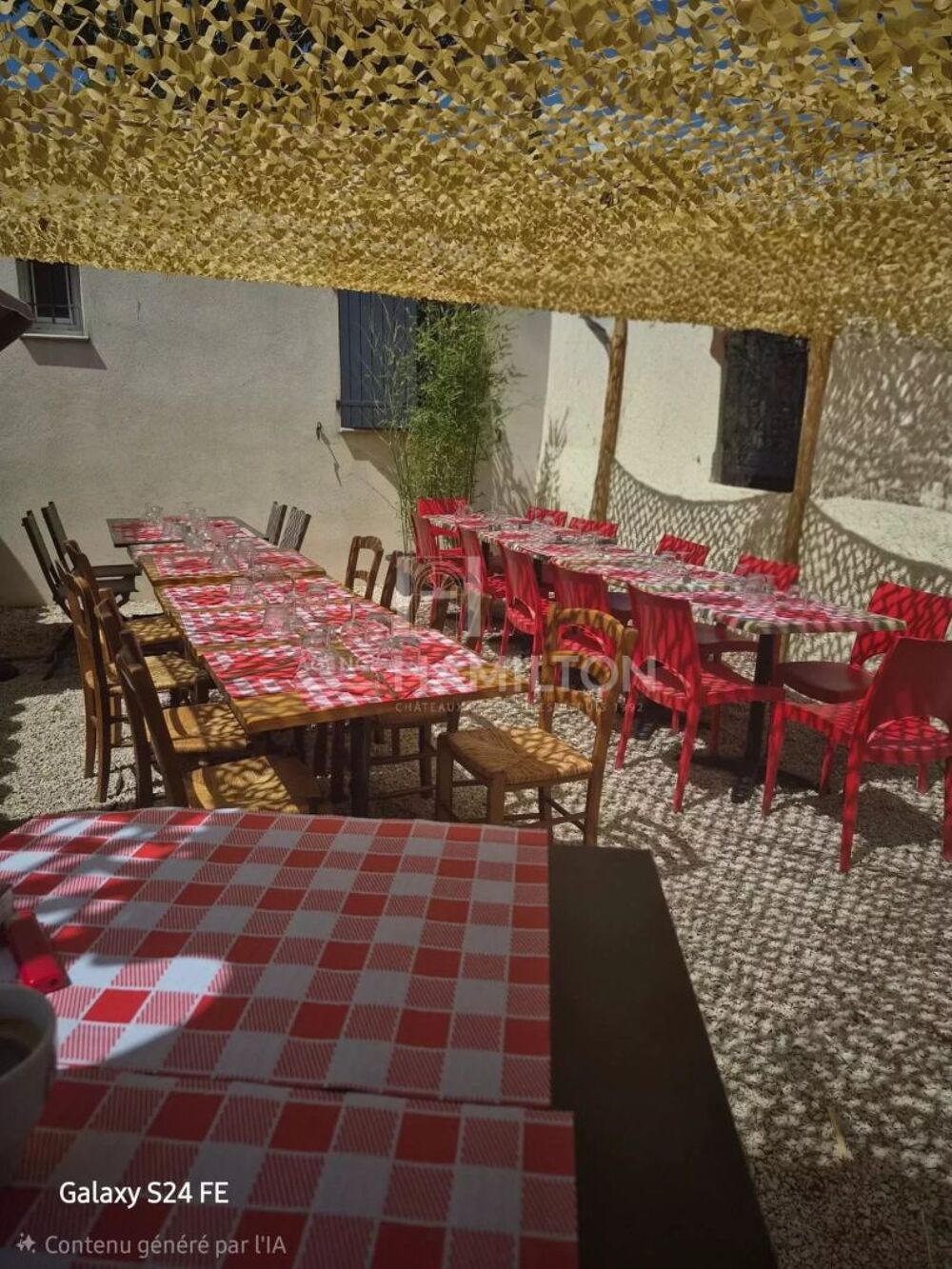   Commerce Restaurant Évenos