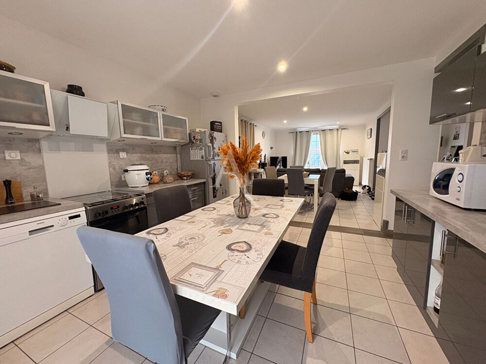 Maison 6 pièces 132 m² · à Machecoul Saint Meme · 132 m² · 296 500 €
