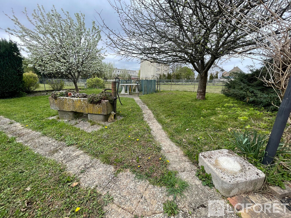 Vente Maison Maison Grand Charmont 9 pièce(s) 176.55 m2 Grand charmont