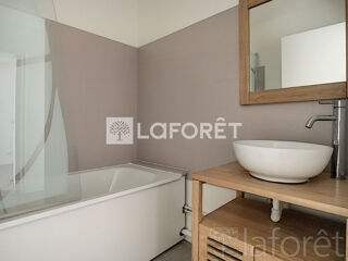  Appartement à louer 2 pièces 47 m²