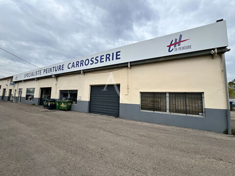 Local commercial Nimes 680 m2 2985 30000 Nimes