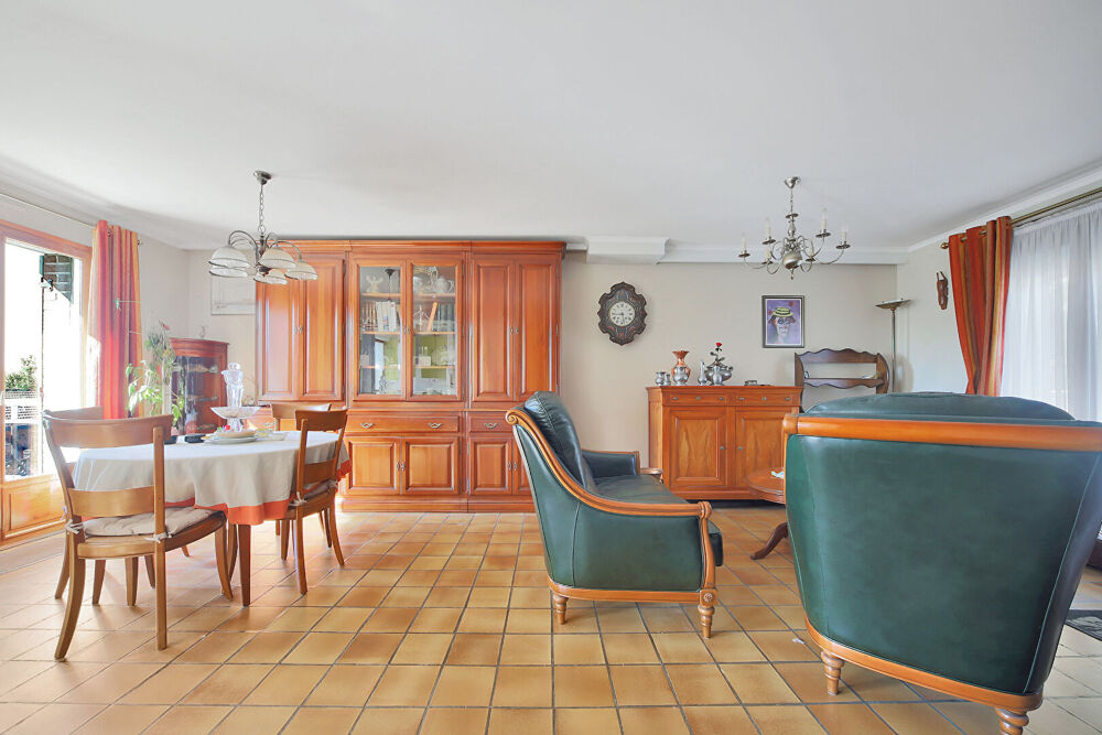 Plain pied individuel avec sous sol