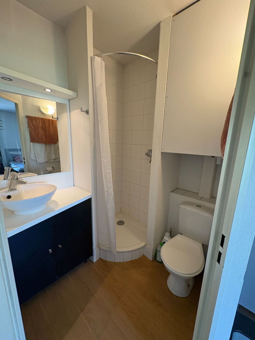 Vente Appartement Studio Lyon 8 avec bail commercial Lyon 8