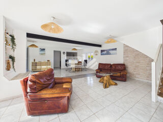  Maison � vendre 6 pi�ces 165 m�