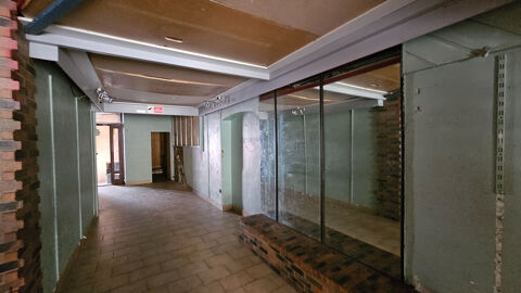   Local commercial Le Pont De Beauvoisin - 53M² - Centre ville 