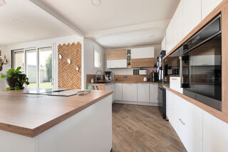  Maison � vendre 9 pi�ces 217 m�