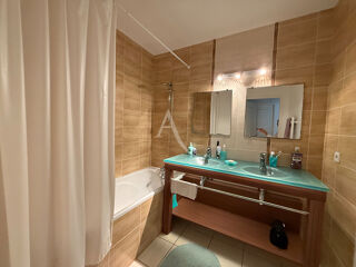  Appartement  vendre 3 pices 65 m