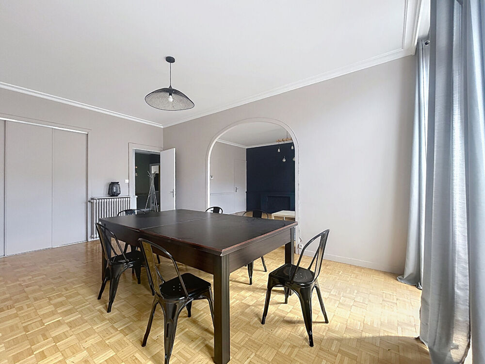 Vente Appartement Exclusivité NESTENN : VASTE APPARTEMENT DE CARACTÈRE DE 114 M² EN PLEIN CENTRE-VILLE Saint etienne