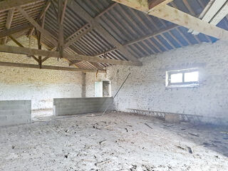  Maison à vendre 15 + pièces 263 m²