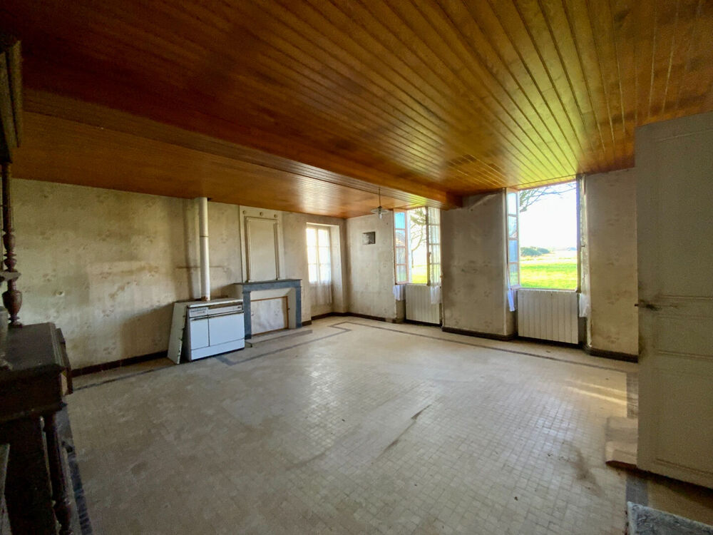 Maison Nieul-Le-Virouil à rénover entièrement