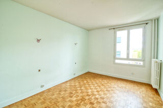 Vente Appartement Appartement Cachan 3 pièce(s) 67.96 m2 - RER B à 1 minute à pieds Cachan