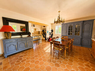  Maison à vendre 8 pièces 233 m²