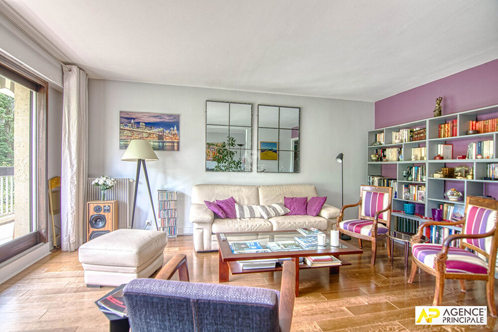 Vente Appartement Versailles Glatigny Appartement 5 pièces 110 m² avec chambre  attenante de 16m² situé au 1er étage avec ascenseur, balcon plein Versailles