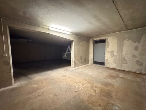  Parking / Garage � louer 