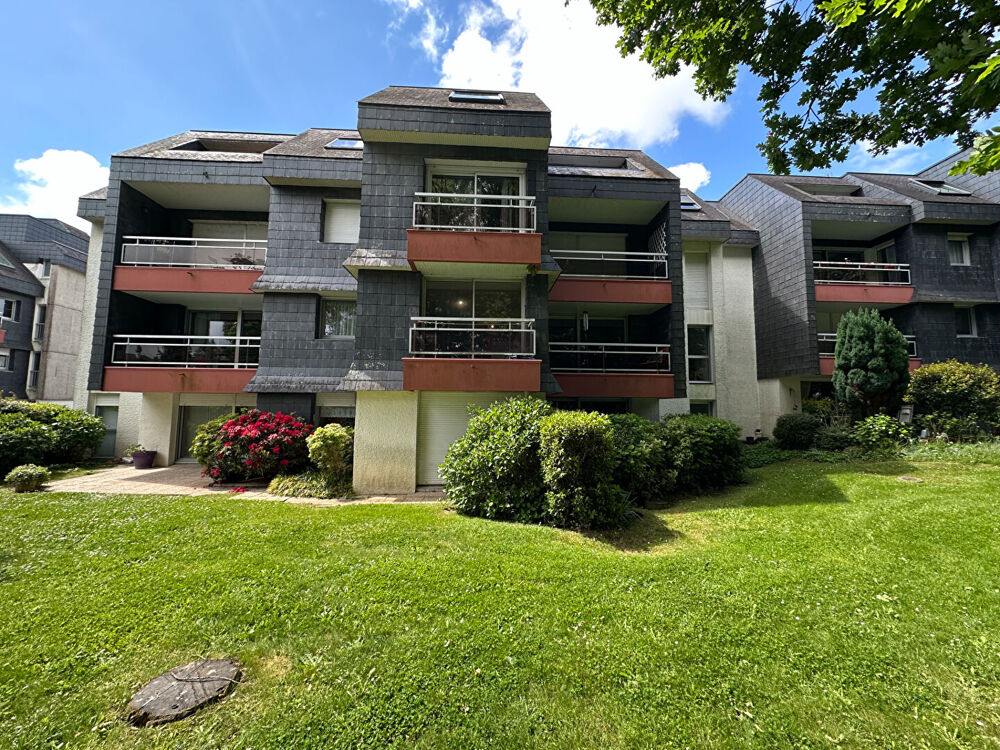 Vente Appartement à vendre à Vannes proche centre secteur Madelaine Appartement de 71m²  Parking  Cave Vannes