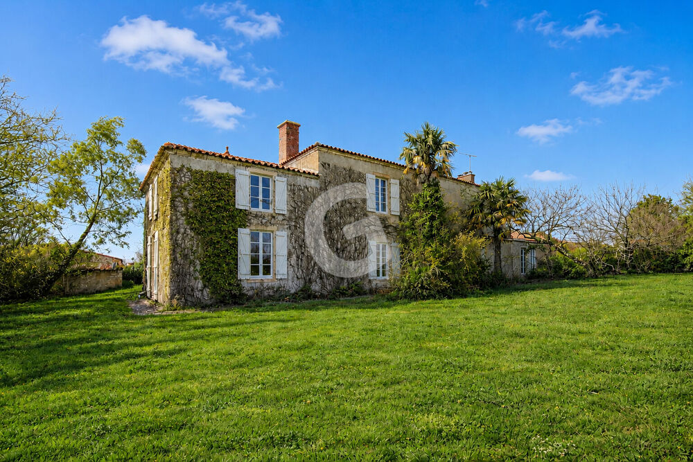 MAISON 9 PIÈCES- 340M²- À VENDRE À ANGLES