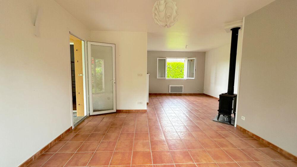 A VENDRE MAISON DE PLAIN-PIED SUR JARDIN CLOS - SECTEUR SAINTE BAZEILLE