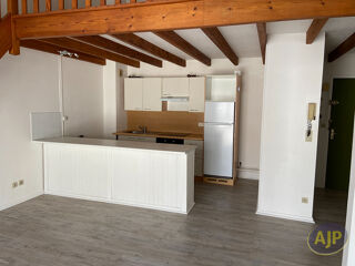  Appartement à louer 3 pièces 74 m²