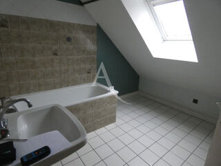  Maison à louer 4 pièces 101 m²