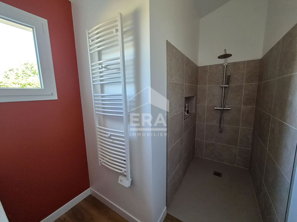 Vente Maison Maison individuelle rénovée 5 pièces à vendre à Saint-Barthélemy-de-Bellegarde Montpon menesterol