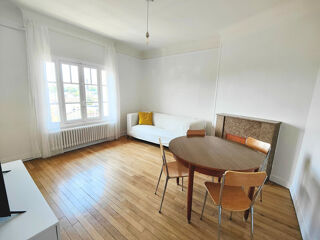  Appartement à louer 3 pièces 62 m²