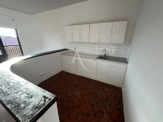  Immeuble � vendre 15 + pi�ces 435 m�