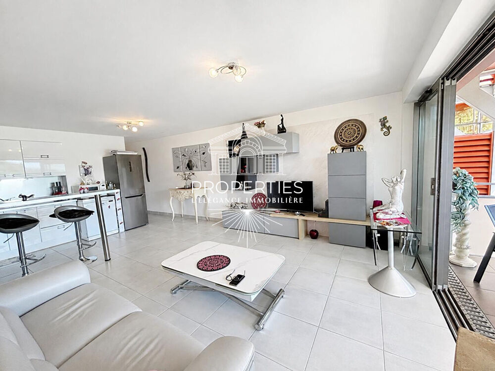 Vente Appartement LE LAVANDOU - T3 DE 2015 - 65 M² - ASCENSEUR - TERRASSE - PARKING Le lavandou