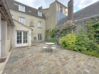  Maison � vendre 9 pi�ces 285 m�