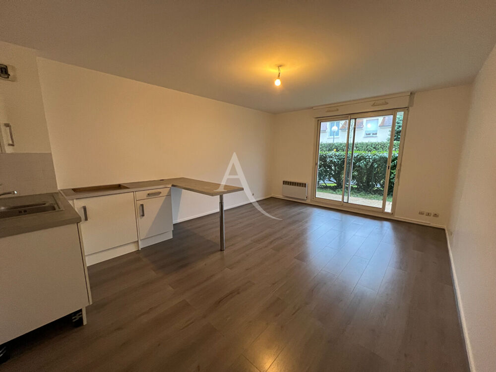 Location Appartement Appartement Ozoir La Ferrière 1 pièce de 27.25 m² avec Terrasse, cave et parking Ozoir la ferriere