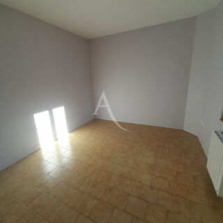  Maison à louer 2 pièces 45 m²