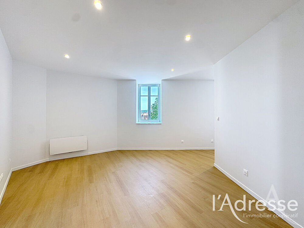 Vente Appartement T2 DERNIER ETAGE - RESIDENCE 1903 - ST THERESE/VACQUINERE Montigny les metz