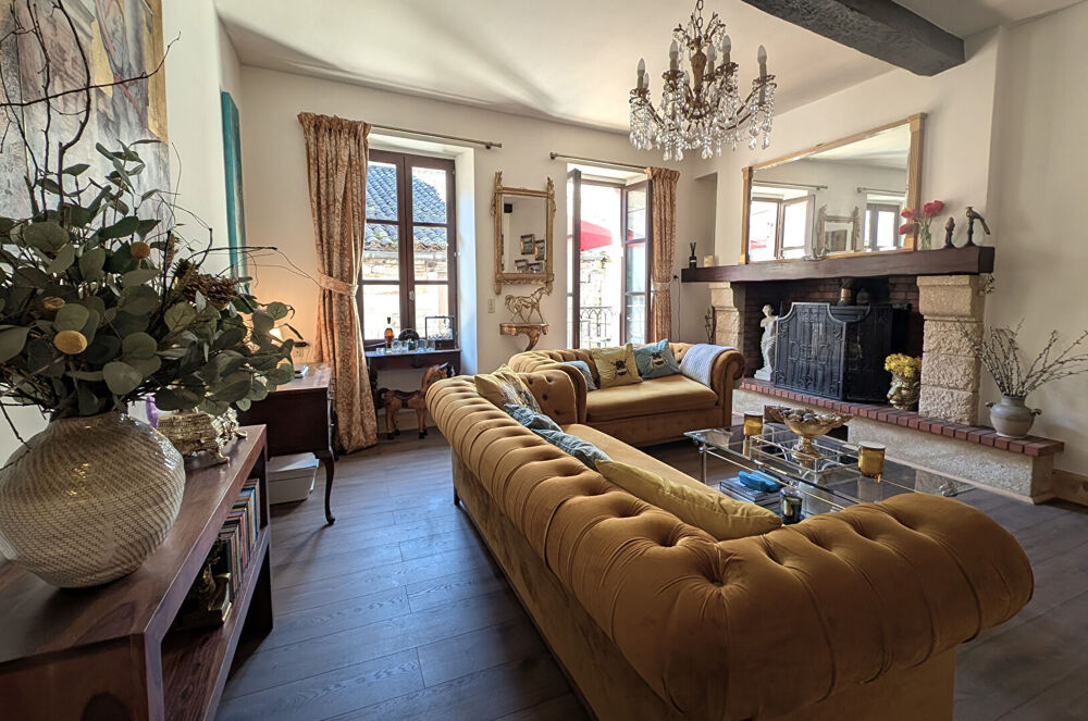 Belle maison à Saint Antonin avec terrasse