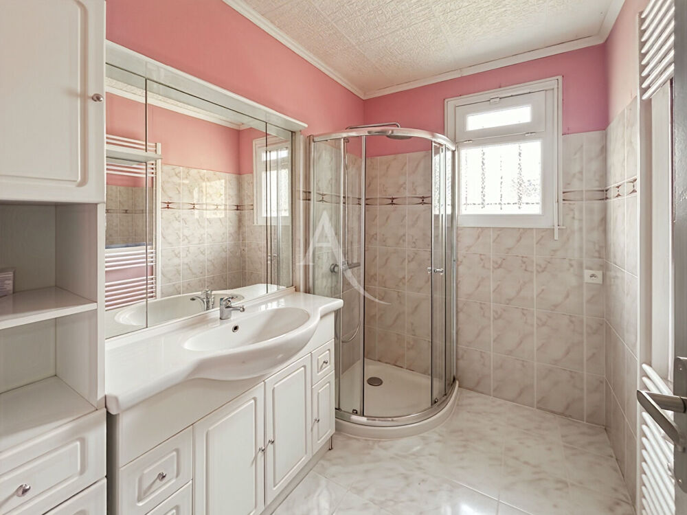 Vente Maison Maison Franqueville Saint Pierre Vivable de plain-pied Franqueville saint pierre