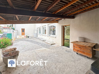  Immeuble � vendre 8 pi�ces 209 m�