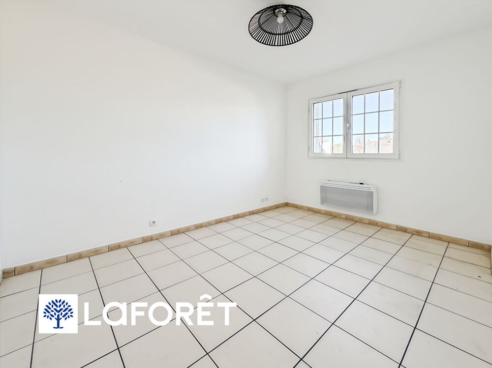 Appartement 2 pièces à louer à Sainte Geneviève des Bois - Réf 14619