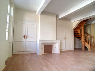  Appartement  louer 3 pices 101 m