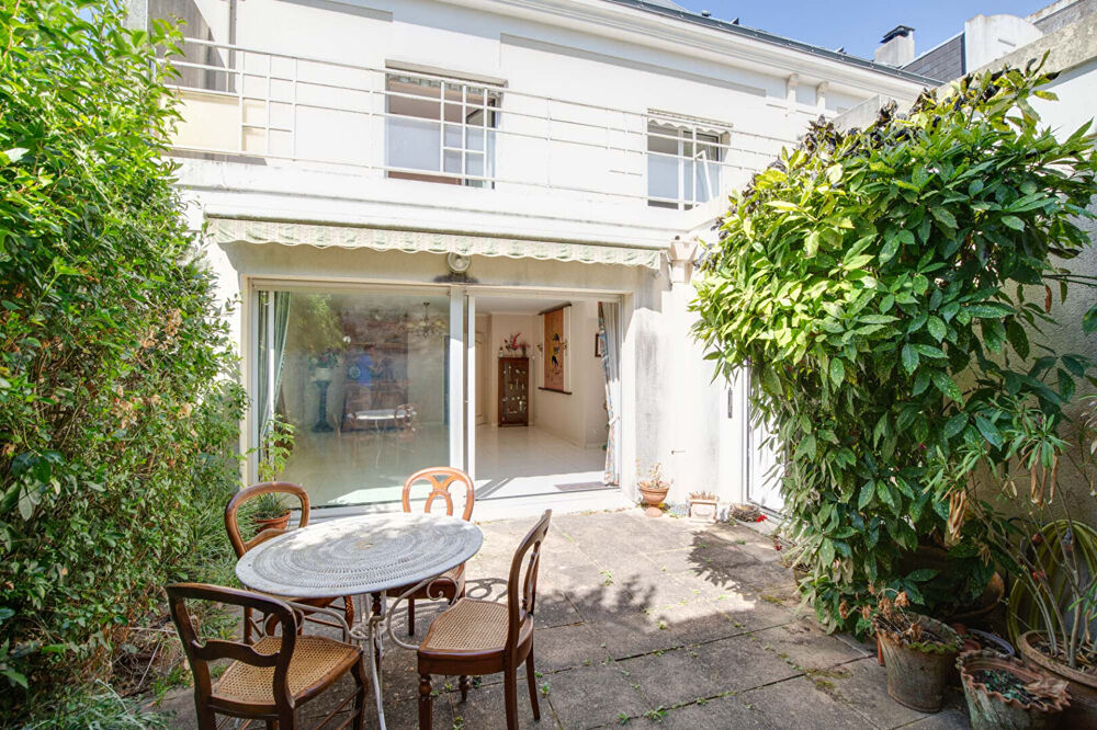 Vente Maison A VENDRE MAISON FAMILIALE NANTES  JARDIN DES PLANTES AVEC GARAGE ET PATIO Nantes