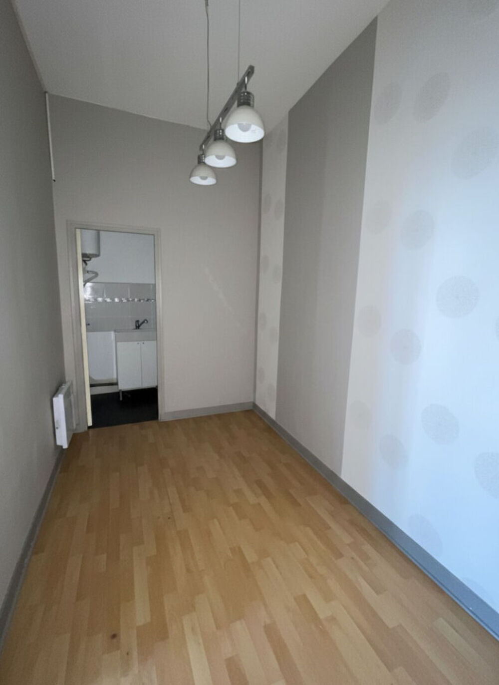   Bureau commercial 27.23 m² - LOUVIERS Louviers